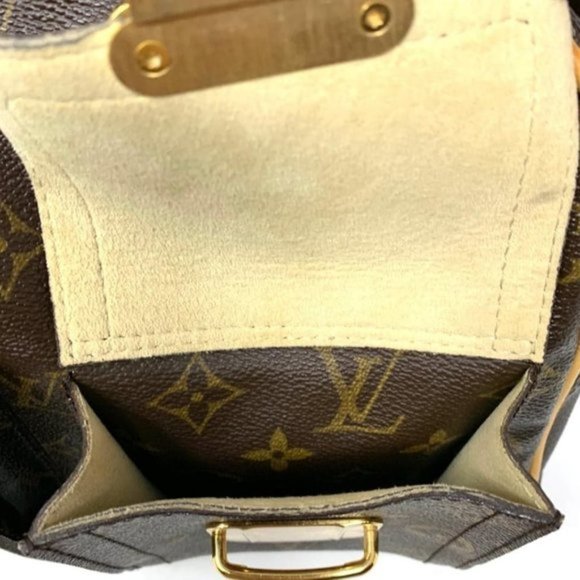 Louis Vuitton Monogram Manhattan PM Hand Bag - Picture 14 of 15